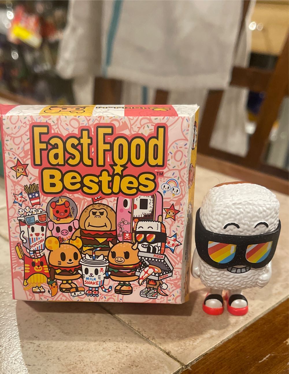 Tokidoki Fast Food Besties Series 1 Blind Box  vinyl figure collectible [Barcode 840080852089] - Main Image 4