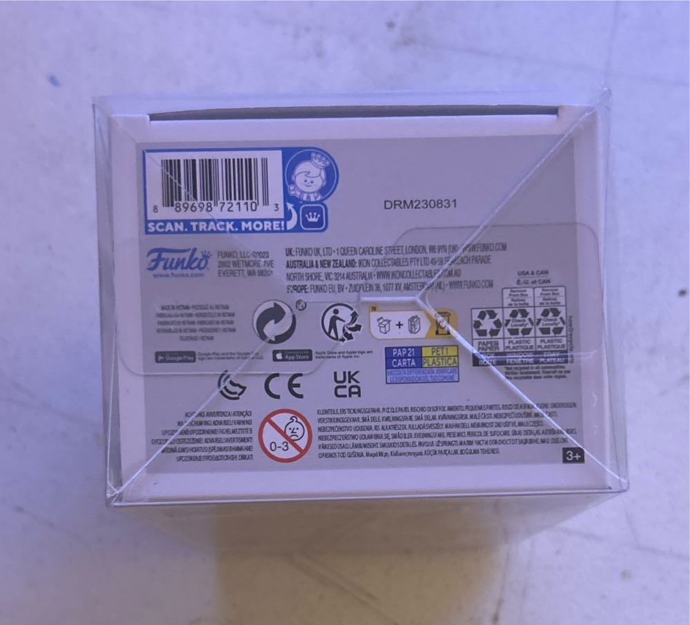 Orobi (Robin) - One Piece vinyl figure collectible [Barcode 889698721103] - Main Image 4