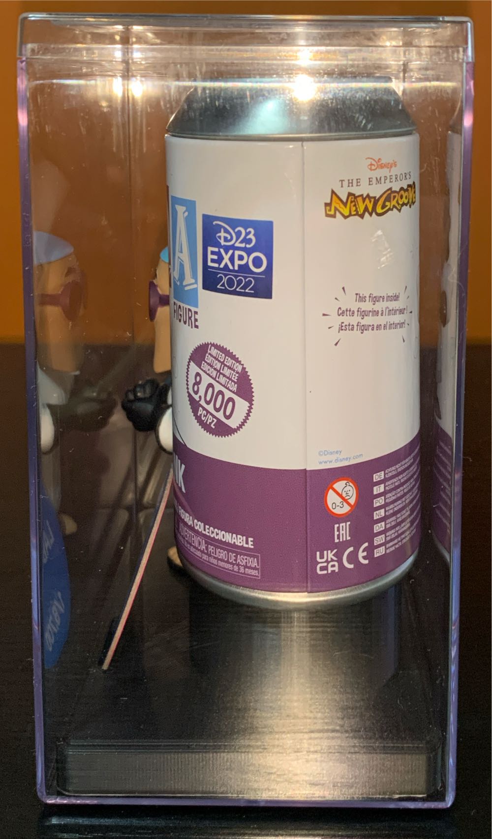 Lab Kronk  vinyl figure collectible [Barcode 889698663854] - Main Image 2