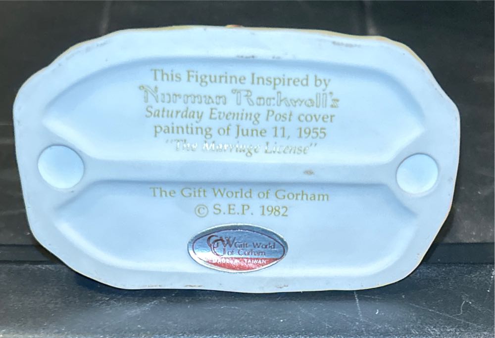 Marriage Liscense Norman Rockwell  vinyl figure collectible - Main Image 4