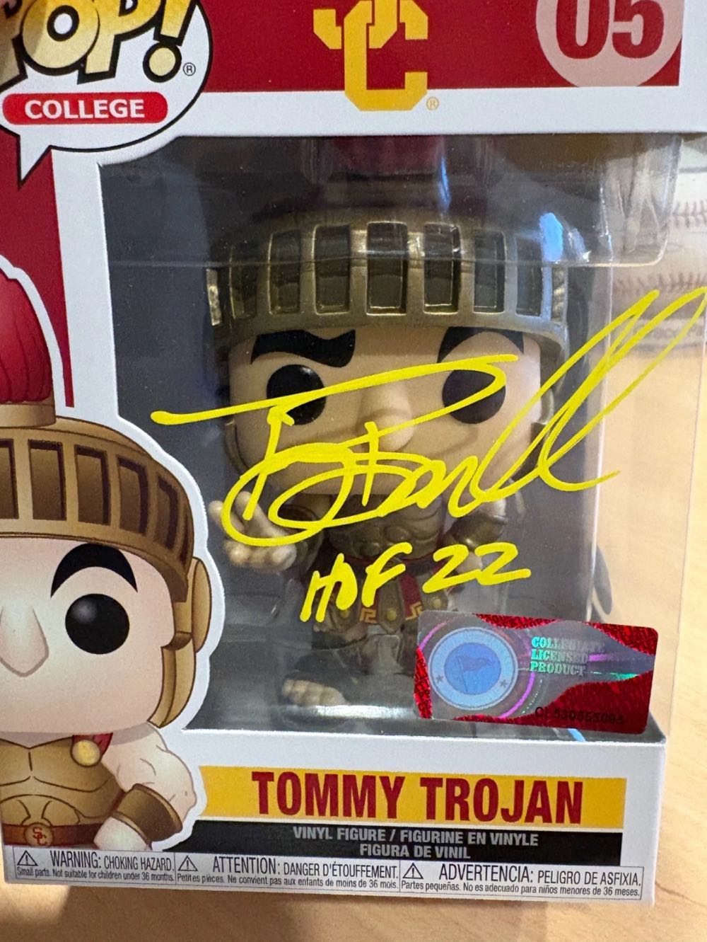 Tommy Trojan (Tony Boselli)  vinyl figure collectible [Barcode 889698428590] - Main Image 2