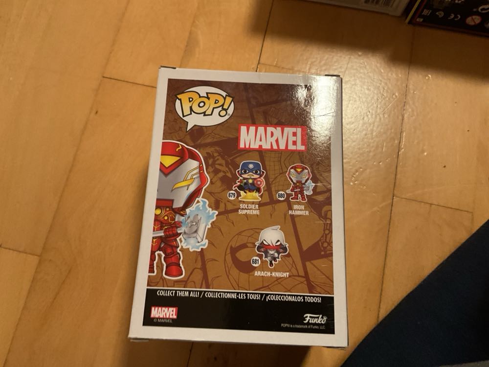 Iron Hamer - Marvel Universe vinyl figure collectible - Main Image 4
