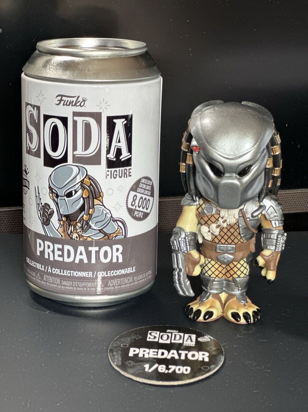 Predator Soda  vinyl figure collectible - Main Image 4
