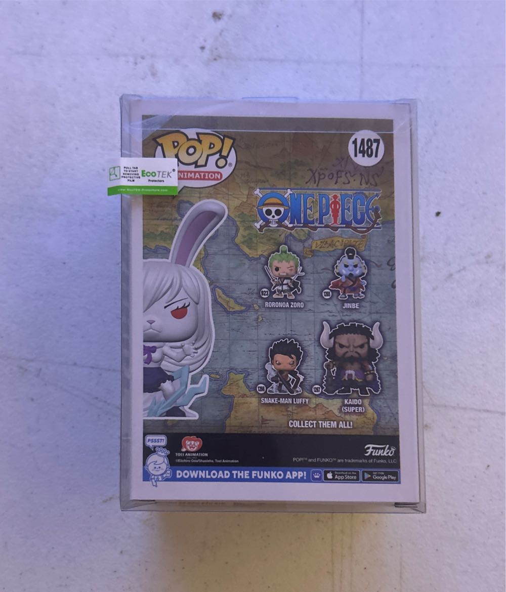 Carrot - One Piece vinyl figure collectible [Barcode 889698690621] - Main Image 3