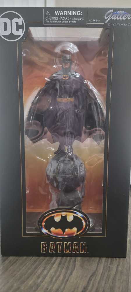 Batman Diamond Select Toys Dc Gallery Batman Movie Pvc Figure Multicolor 11 Inches  vinyl figure collectible [Barcode 699122839096] - Main Image 2