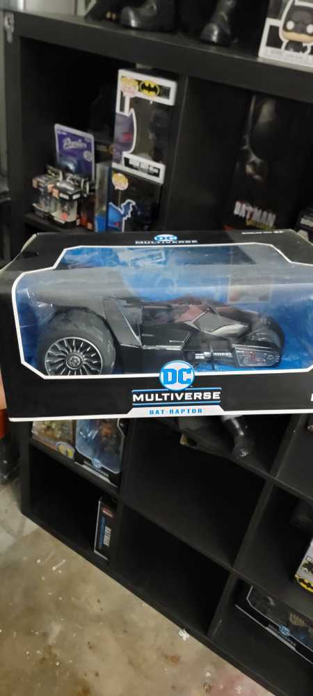 Batman Mcfarlane Dc Vehicles The Bat Raptor  vinyl figure collectible [Barcode 787926157017] - Main Image 2