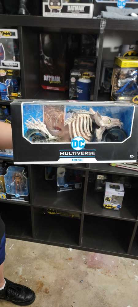 DC Multiverse Dark Nights Death Metal: Batcycle - DC Universe vinyl figure collectible [Barcode 787926157055] - Main Image 2