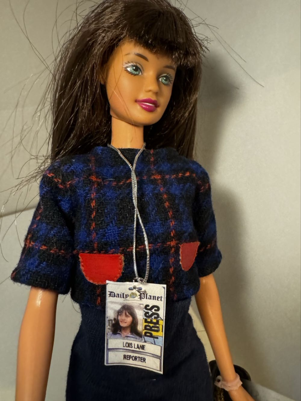 Lois Lane Custom Barbie  vinyl figure collectible - Main Image 3