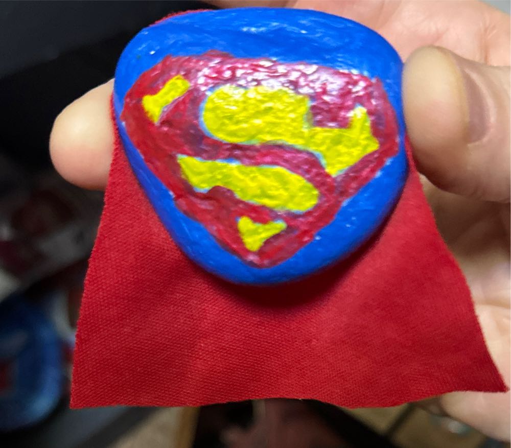 Superman Rock  vinyl figure collectible - Main Image 2