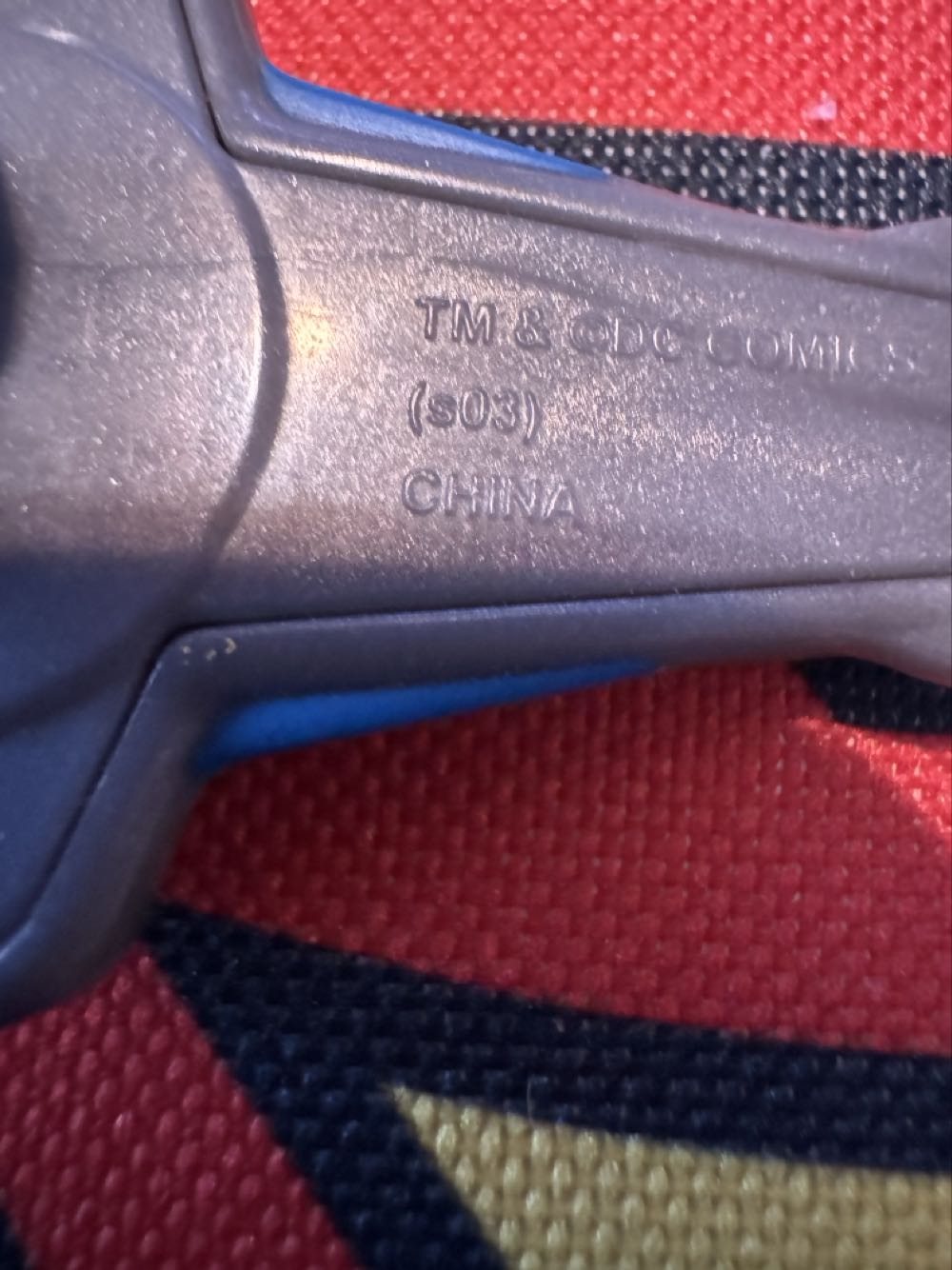 Superman Arm Weapon - DC Comics vinyl figure collectible - Main Image 2