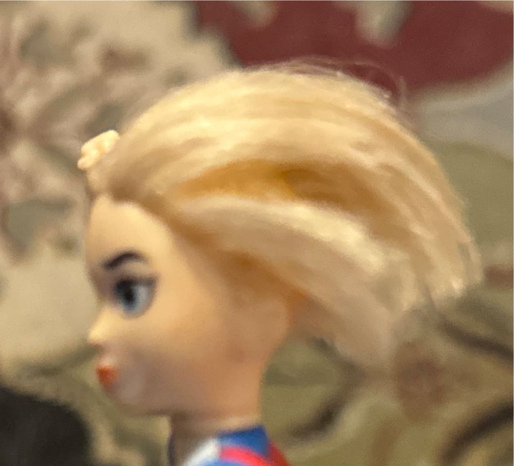 Supergirl McDonalds Figure  vinyl figure collectible - Main Image 3