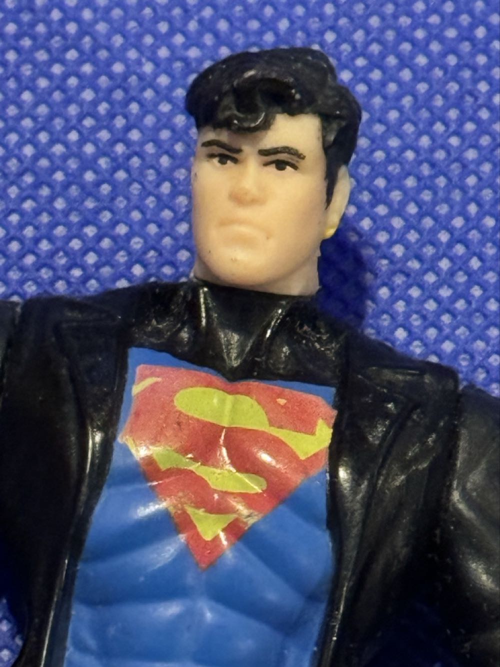 Superboy Kenner-Hasbro - DC Comics vinyl figure collectible - Main Image 3