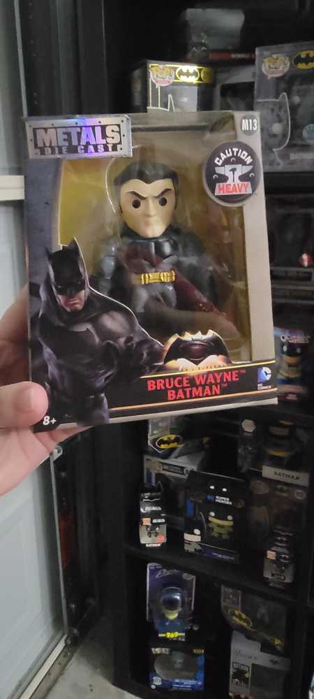 Batman Metals Die Cast Dc Batman 4” Dc M13 Dc Metals 4” Metals Batman Vs Superman Bruce Wayne Batman Superman Dawn Of Justice Unmasked Bruce New 97706 Af Metal  vinyl figure collectible [Barcode 801310977064] - Main Image 2