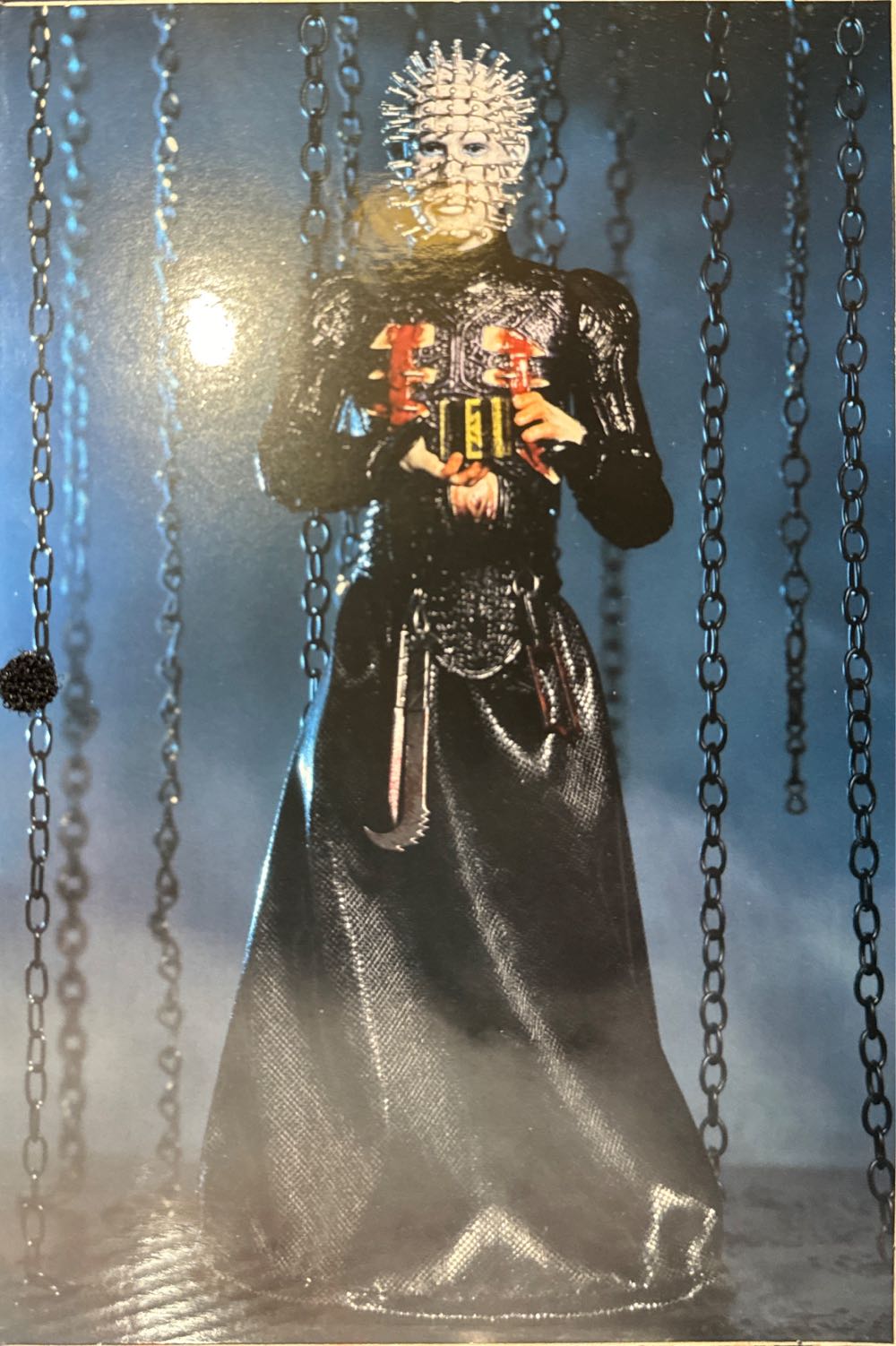 Hellraiser Pinhead - Hellraiser vinyl figure collectible [Barcode 634482331033] - Main Image 3