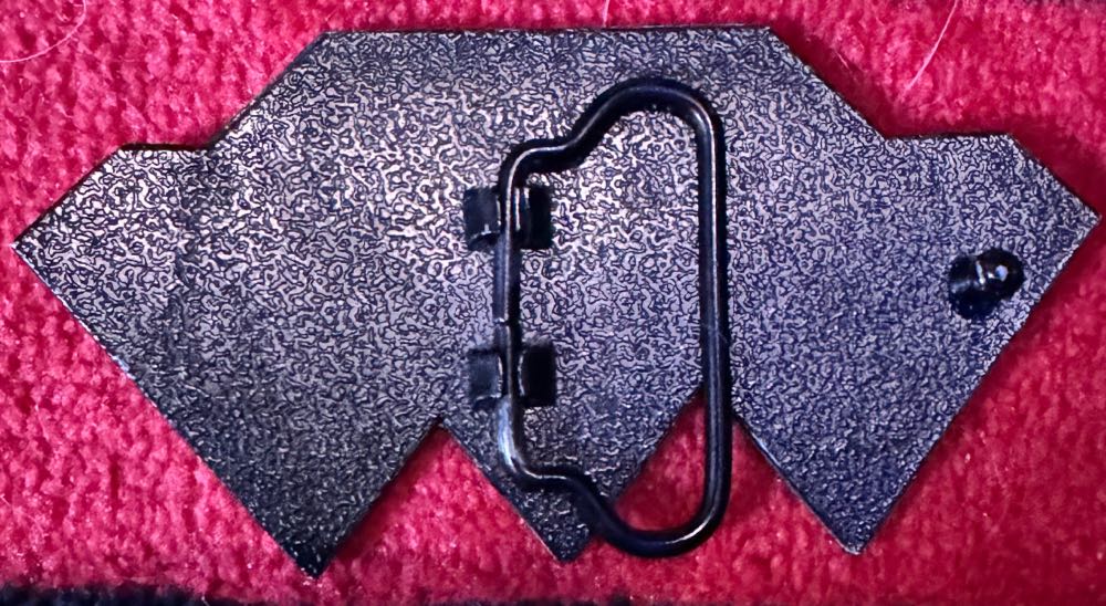 Belt Buckle - Triple “S” Shield  vinyl figure collectible - Main Image 2