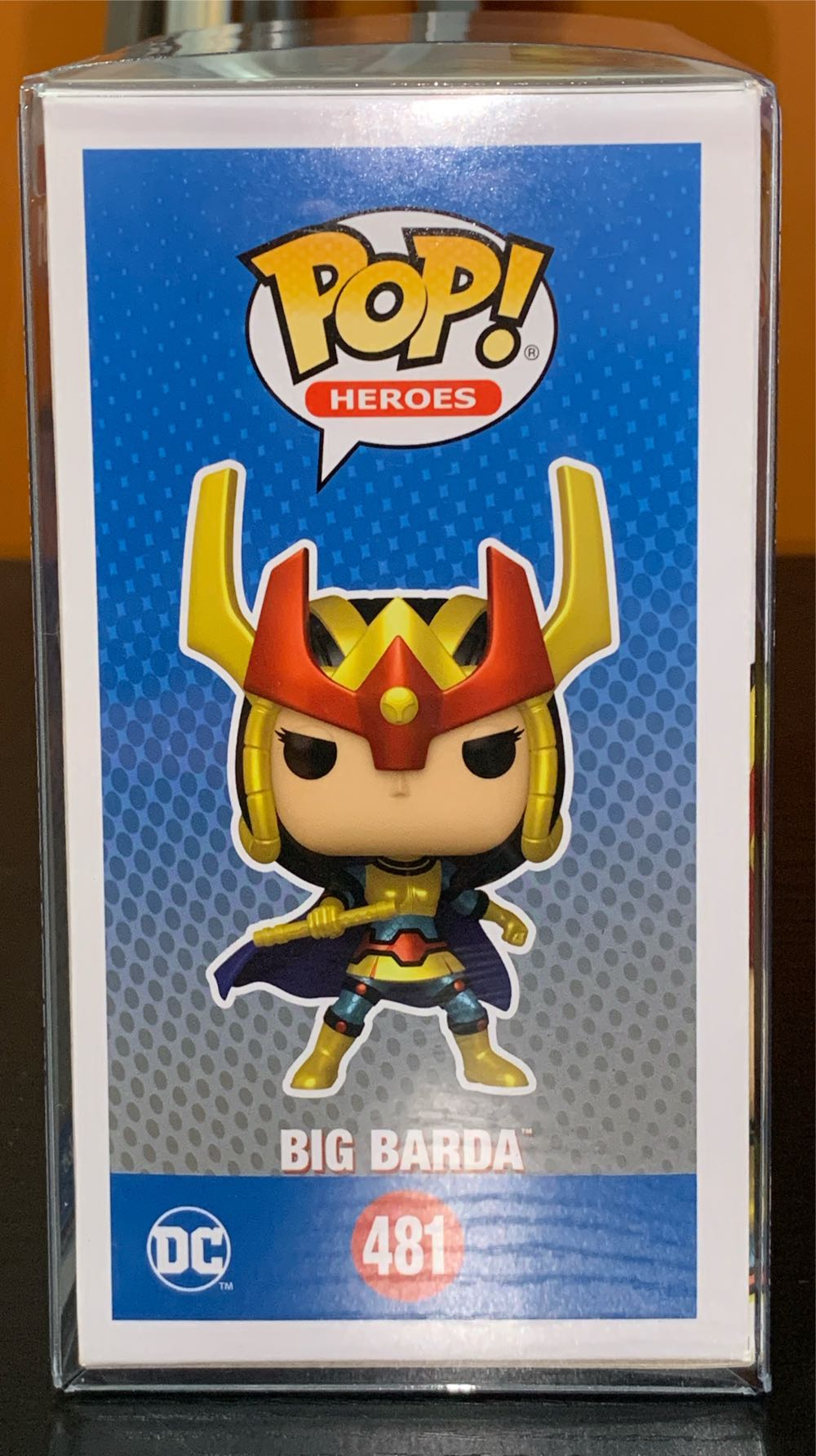 Big Barda - DC: Superheroes vinyl figure collectible [Barcode 889698742610] - Main Image 4