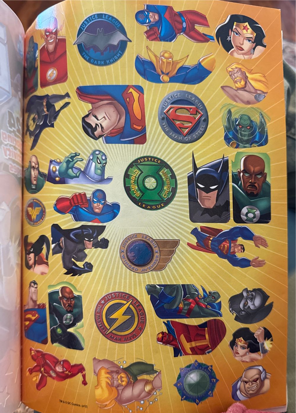 DC Justice League Unlimited Jumbo Coloring Activity Book - DC Comics vinyl figure collectible [Barcode 645341446959] - Main Image 4