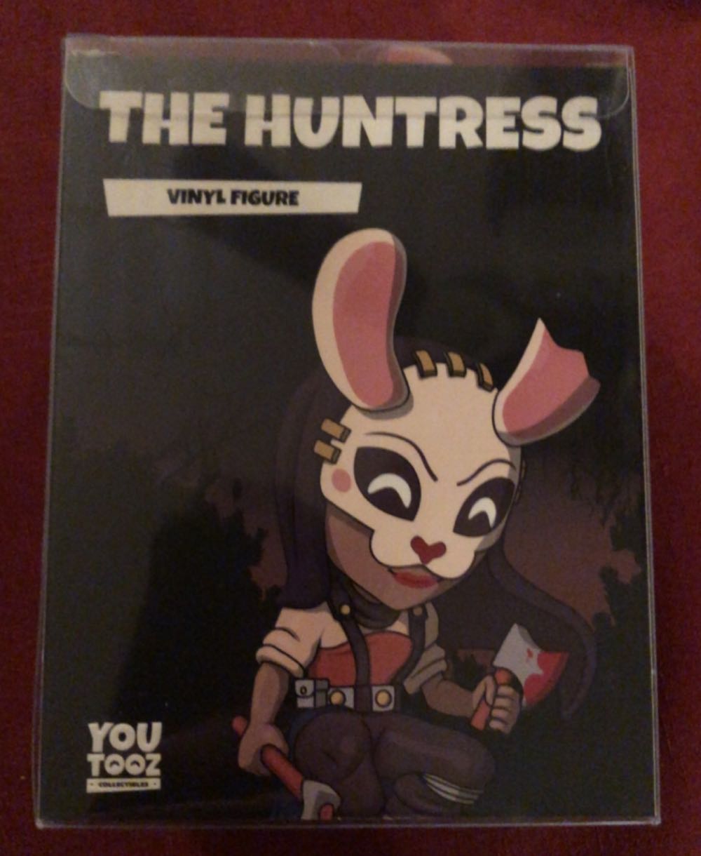 Dead By Daylight - The Huntress  vinyl figure collectible [Barcode 810122542858] - Main Image 2