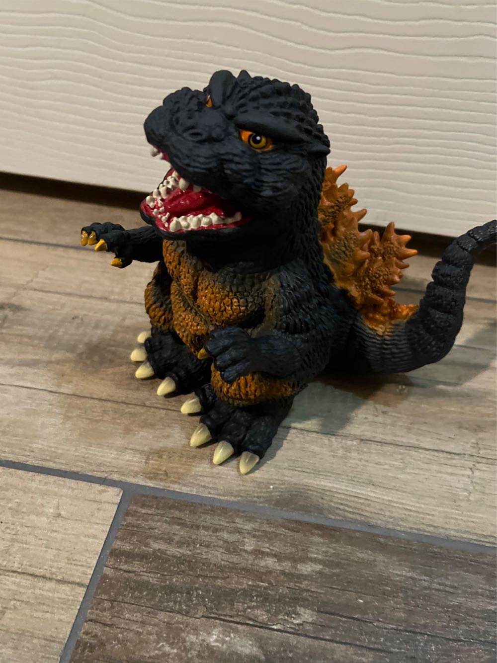 Banpresto Burning Godzilla (1995) - Godzilla vinyl figure collectible [Barcode 4983164880281] - Main Image 2