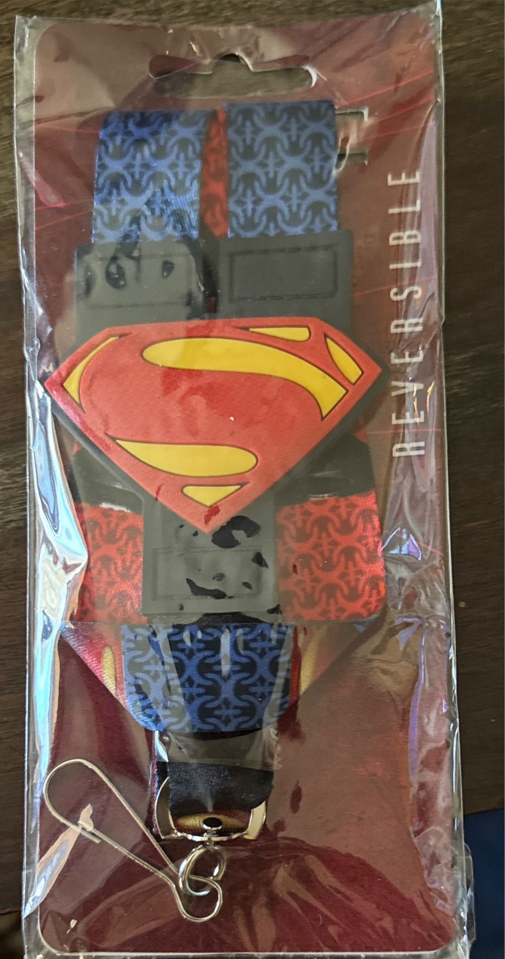 Man Of Steel Lanyard Graphic Reversible Lanyard W Clip - DC Comics vinyl figure collectible [Barcode 887439160068] - Main Image 2