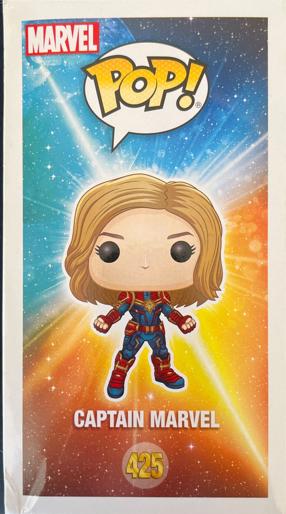 Captain Marvel - Captain Marvel vinyl figure collectible [Barcode 889698363419] - Main Image 3
