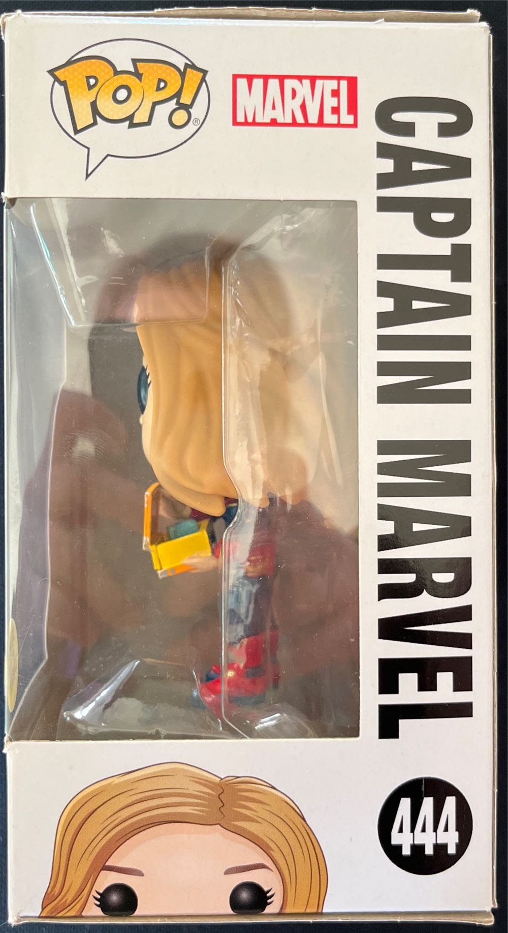 Captain Marvel - Captain Marvel vinyl figure collectible [Barcode 889698376853] - Main Image 4