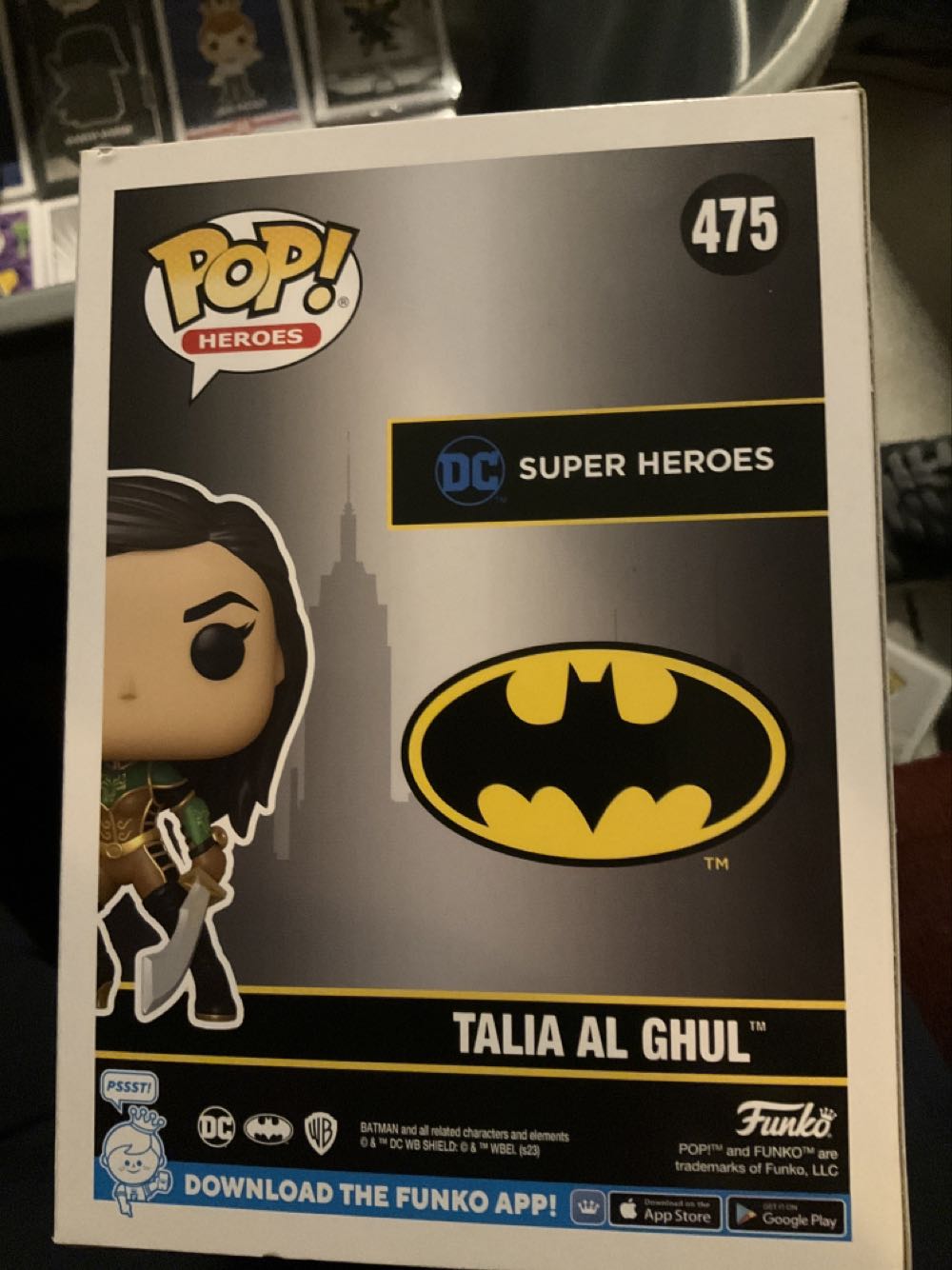 Talia Al Ghul - Batman vinyl figure collectible [Barcode 889698717489] - Main Image 2