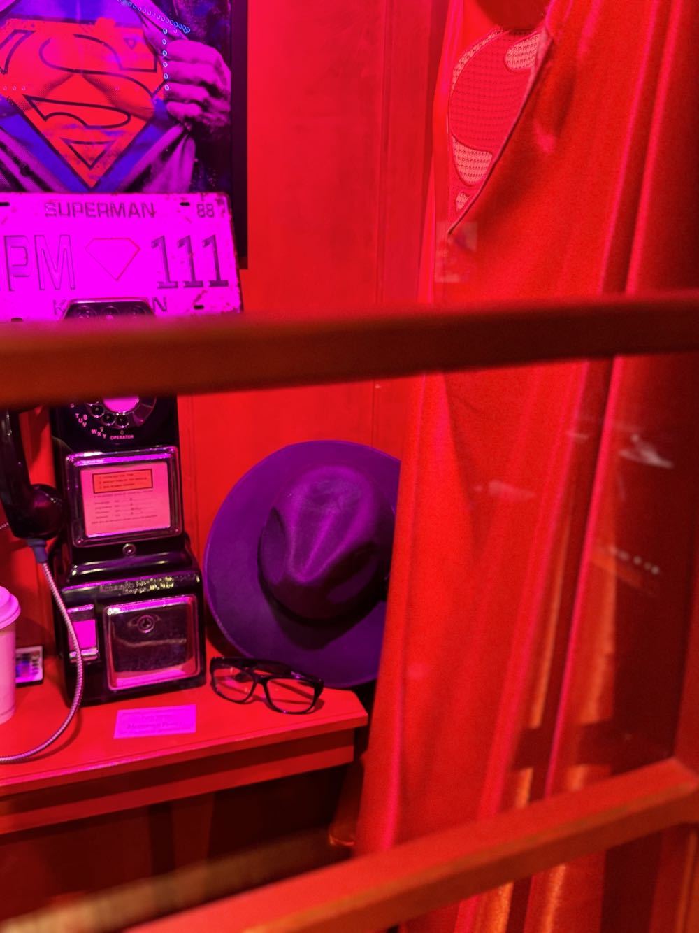 Phone Booth Full Size 1970s  vinyl figure collectible - Main Image 4