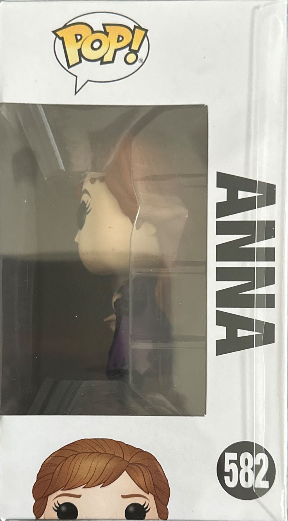 Anna (Travel Gear) 582 - Frozen vinyl figure collectible - Main Image 3