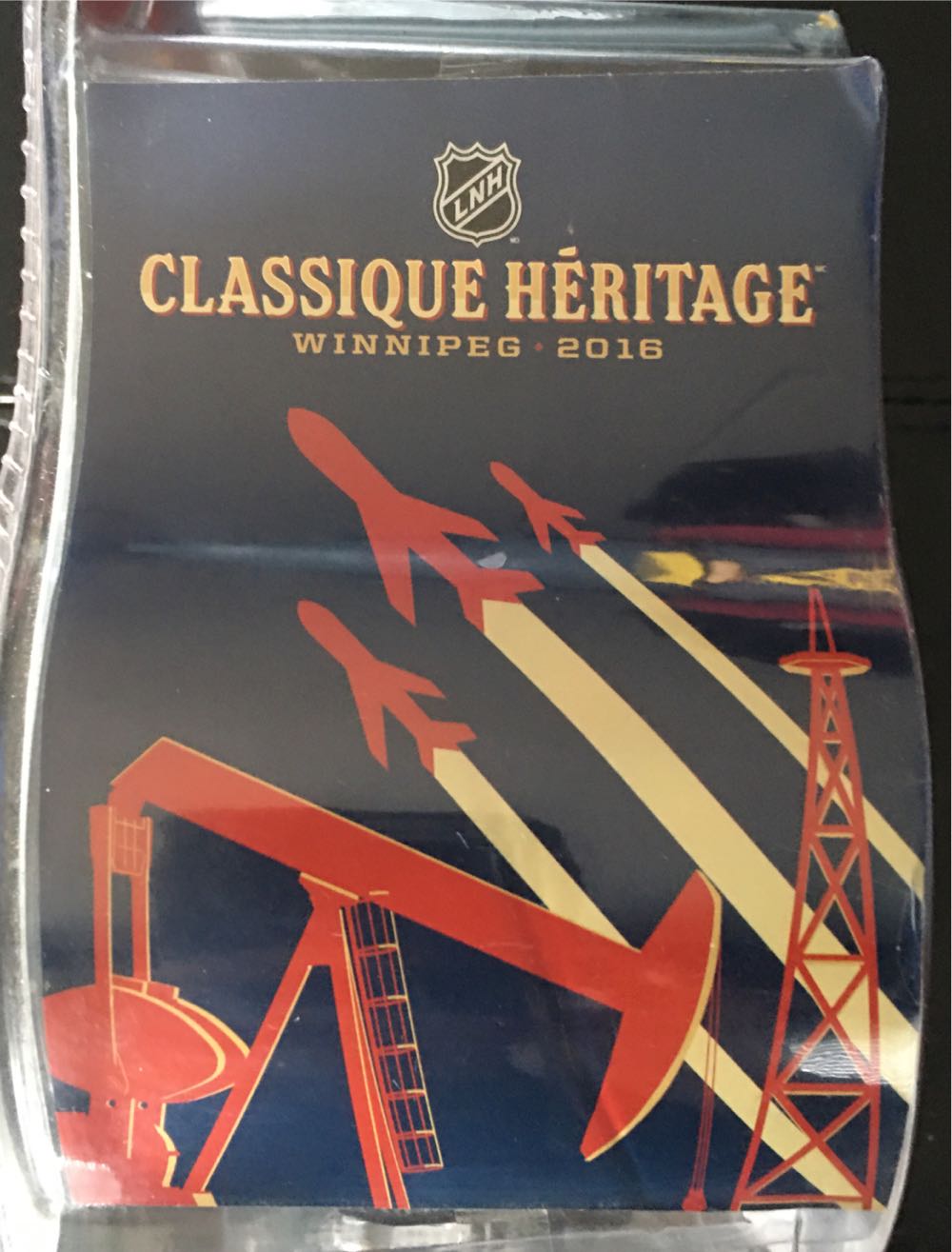 Winnipeg Jets: Byfuglien #33  vinyl figure collectible [Barcode 400570004465] - Main Image 3