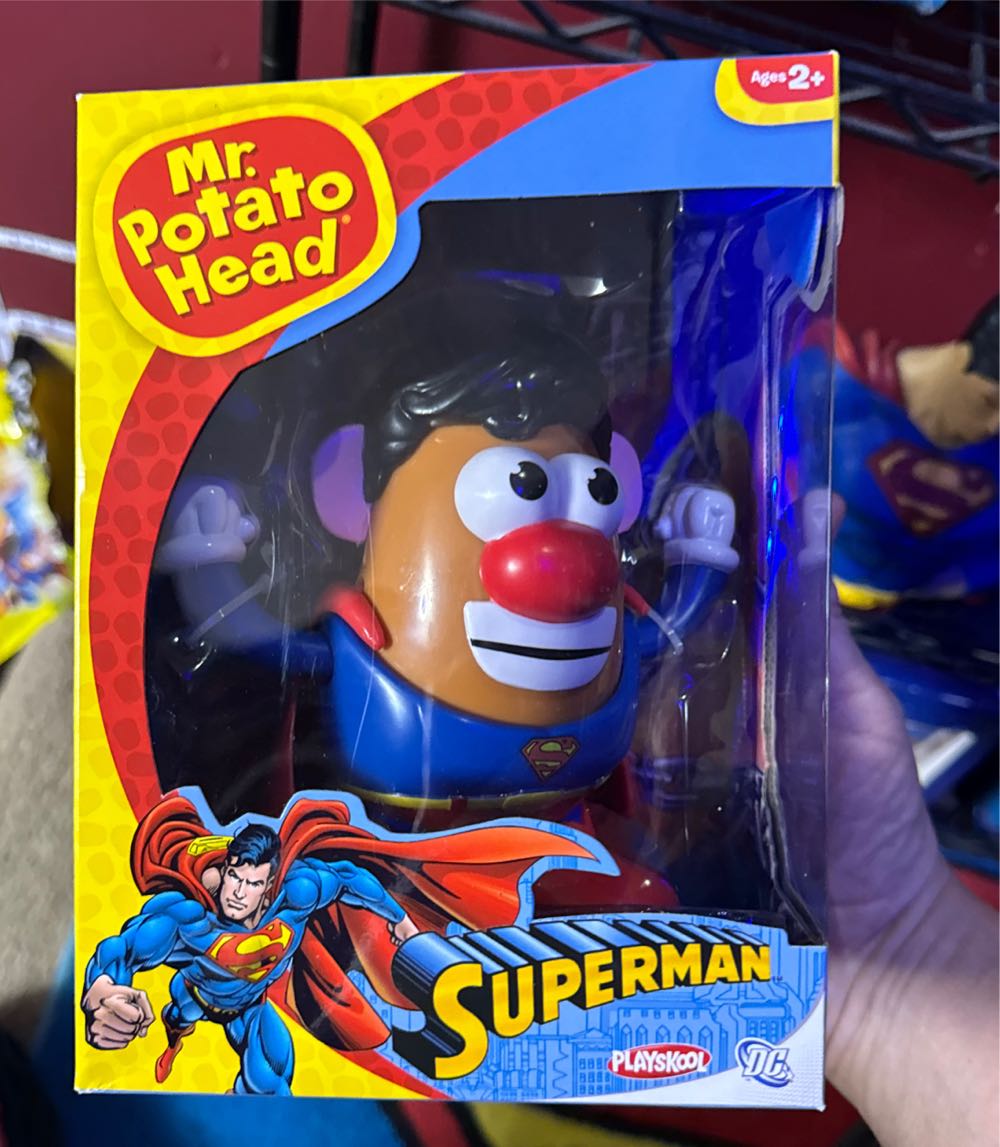 Mr Potato Head Superman Collectible  vinyl figure collectible [Barcode 801452502391] - Main Image 2