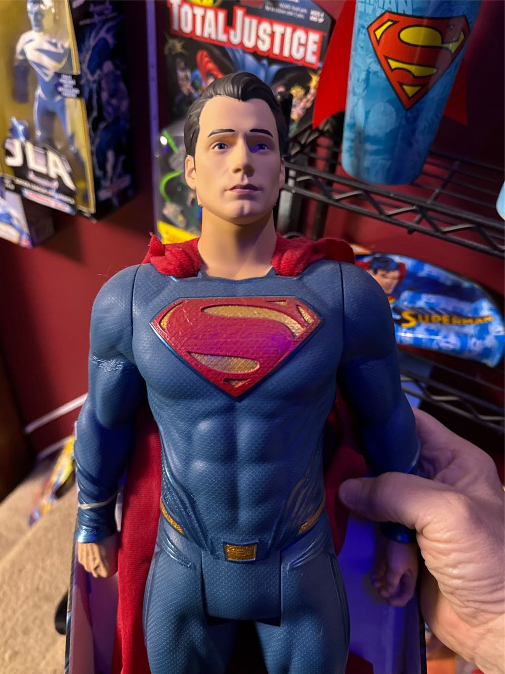 Batman Vs Superman Superman Action Blue Suit  vinyl figure collectible [Barcode 039897962474] - Main Image 3