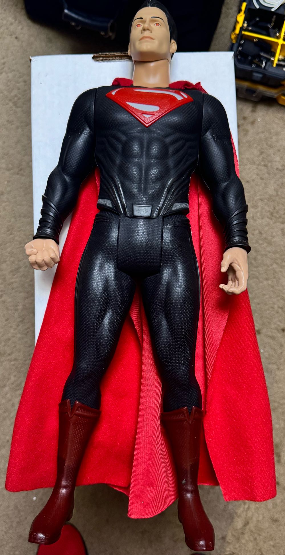 Batman Vs Superman Superman Action Blue Suit  vinyl figure collectible [Barcode 039897962474] - Main Image 4