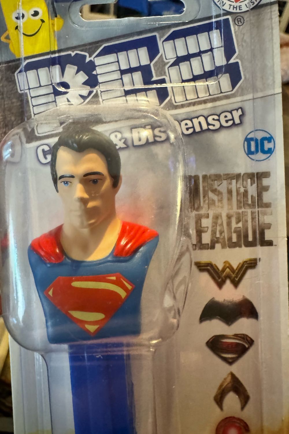 Justuce League Superman Pez Dispenser With Candy  vinyl figure collectible - Main Image 3
