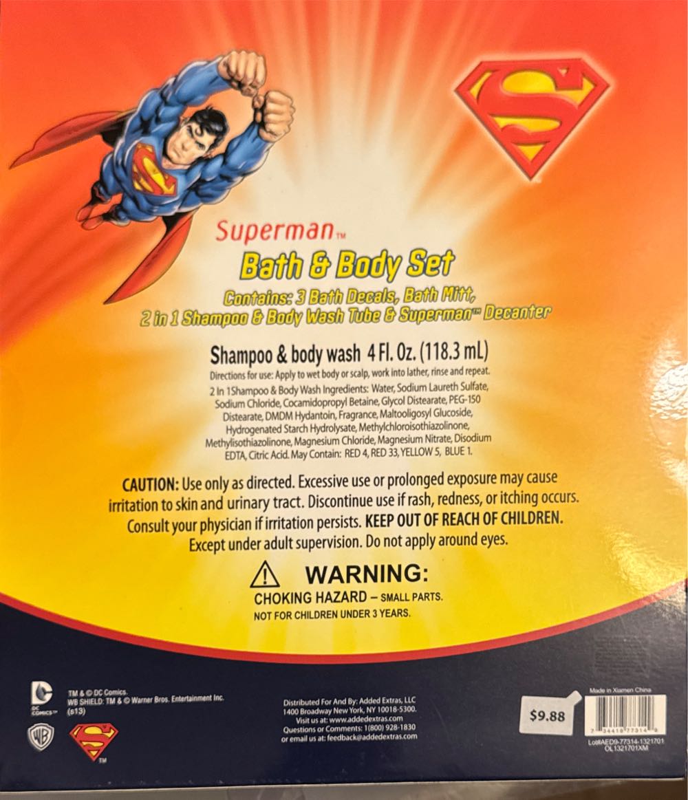 Superman Bath & Body Set  vinyl figure collectible - Main Image 2