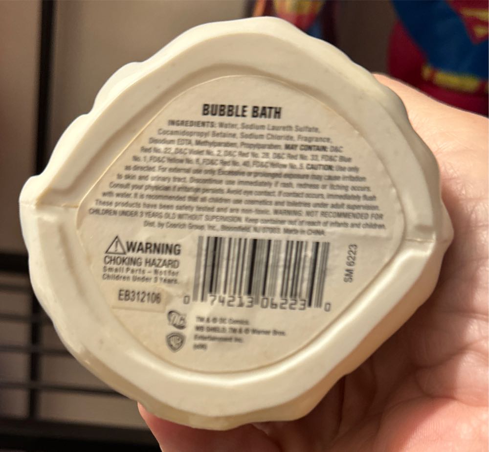 Superman Bubble Bath  vinyl figure collectible - Main Image 2