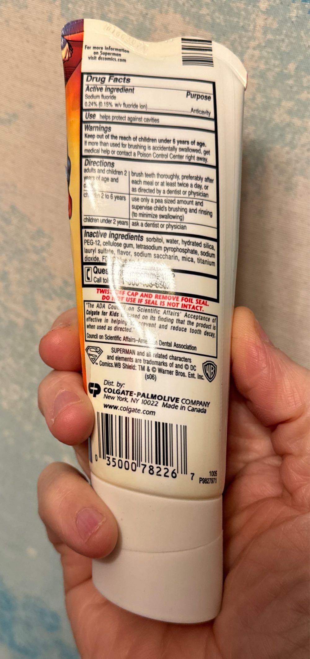 Superman Toothpaste  vinyl figure collectible - Main Image 2