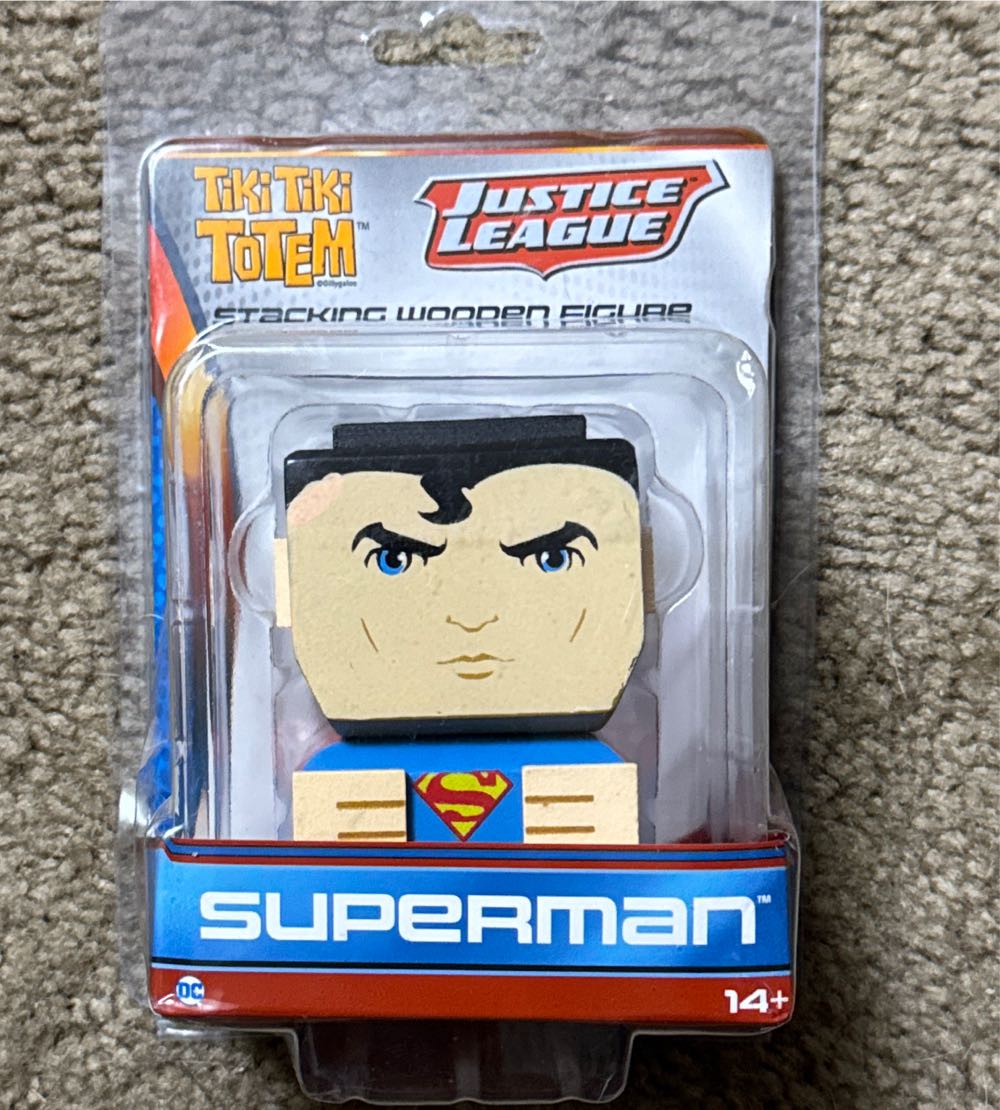 Superman Tiki Totem Action Figure  vinyl figure collectible [Barcode 840417104669] - Main Image 2