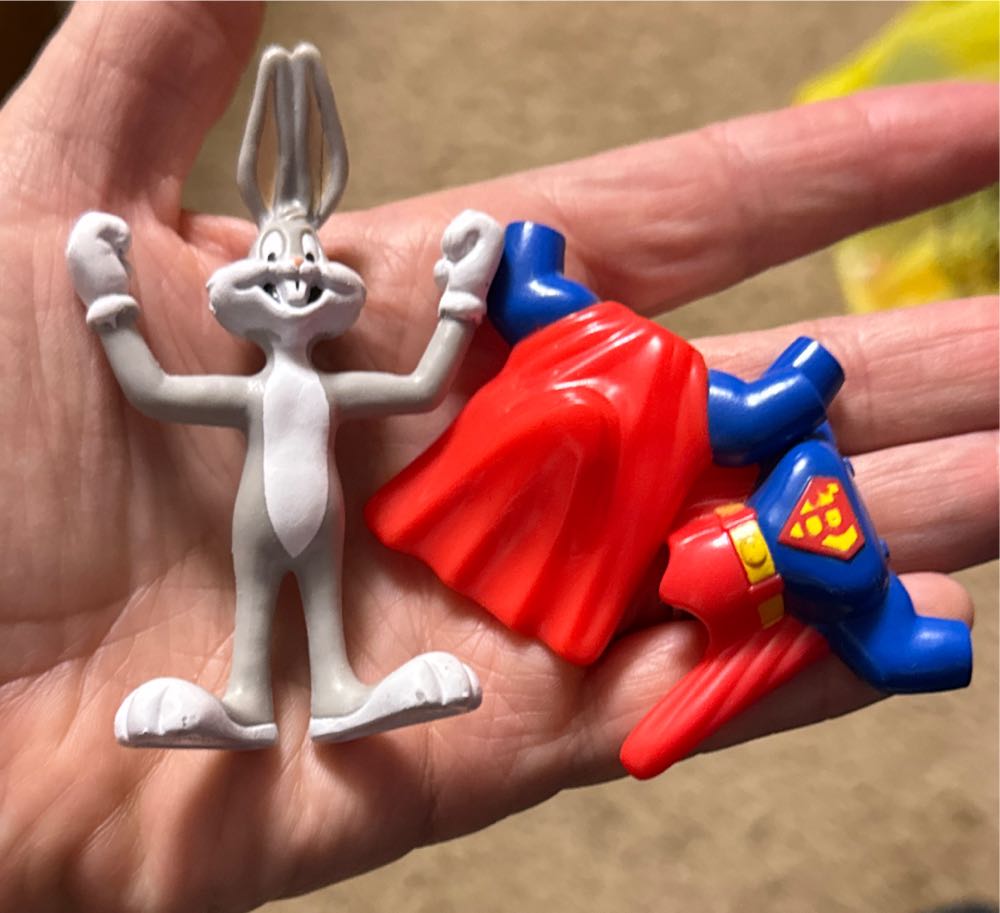 Bugs Super Bunny McDonalds Hero Looney Tunes Superman Suit 3” Action Figure 1991  vinyl figure collectible - Main Image 2