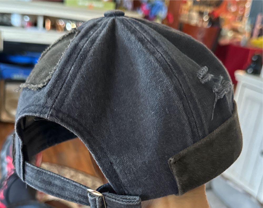 Superman No Brim Hat  vinyl figure collectible - Main Image 2