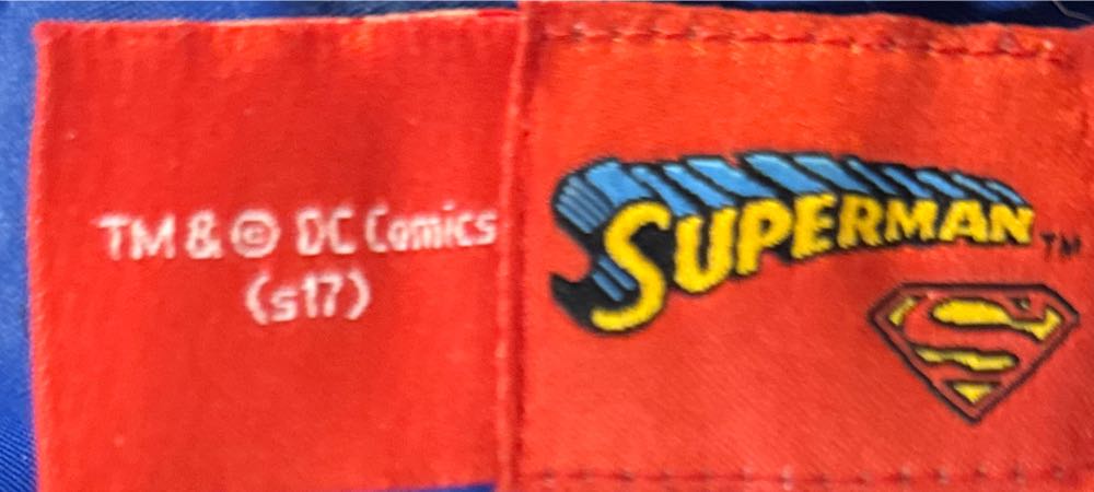 Hat Cap - Safari Superman - DC Comics vinyl figure collectible - Main Image 3