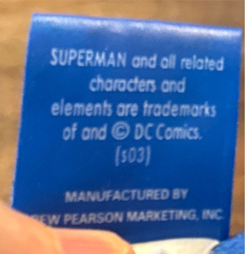 Beanie Cap Superman  vinyl figure collectible - Main Image 3