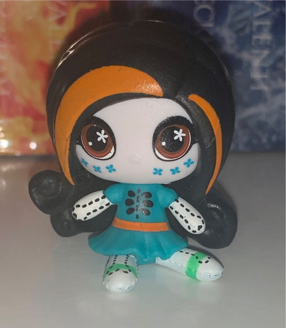 Metalfigs 2.5” Diecast Mini Figurine Marvel Metalfigs Miles Morales New Jada Metalfigs Marvel Ghost Miles Spider Man Die Cast Metal Sealed Factory Brand New! Spiderman & Nib 3” Gwen