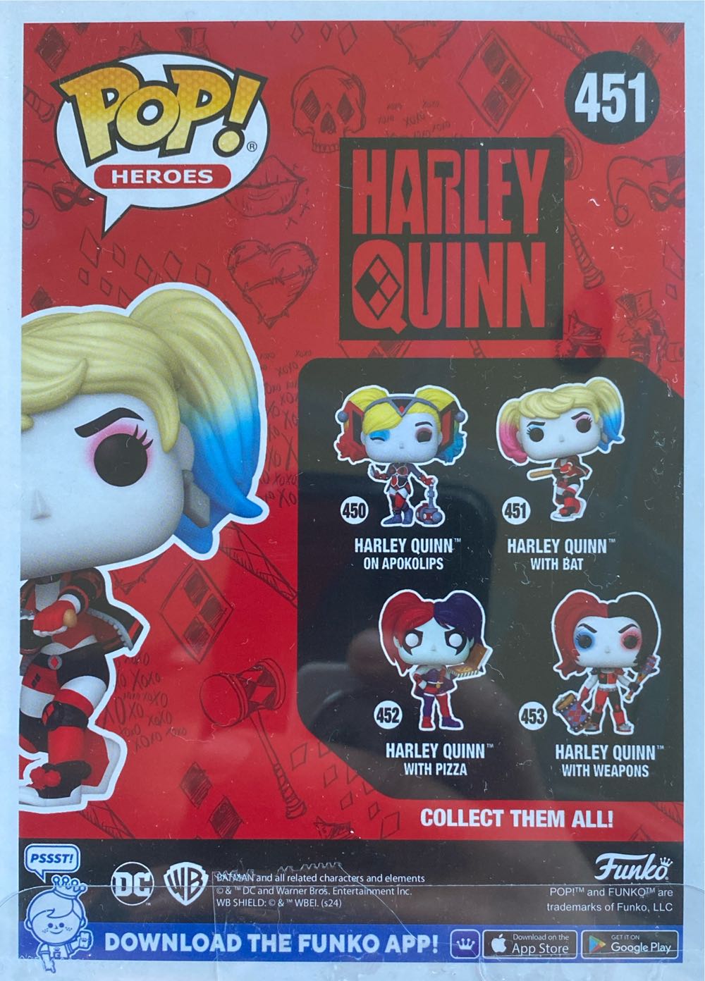 Harley Quinn (With Bat) - DC Universe vinyl figure collectible [Barcode 889698656146] - Main Image 3