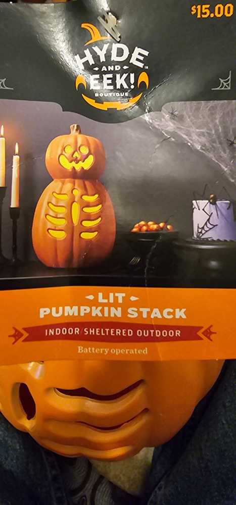 Jack O Lantern   vinyl figure collectible [Barcode 191908852607] - Main Image 3