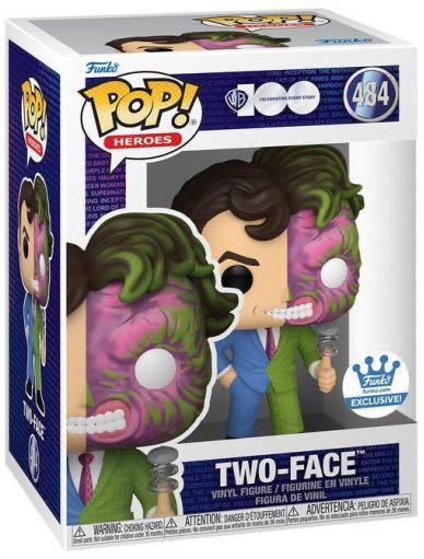 Two-Face - Batman vinyl figure collectible [Barcode 889698743136] - Main Image 2