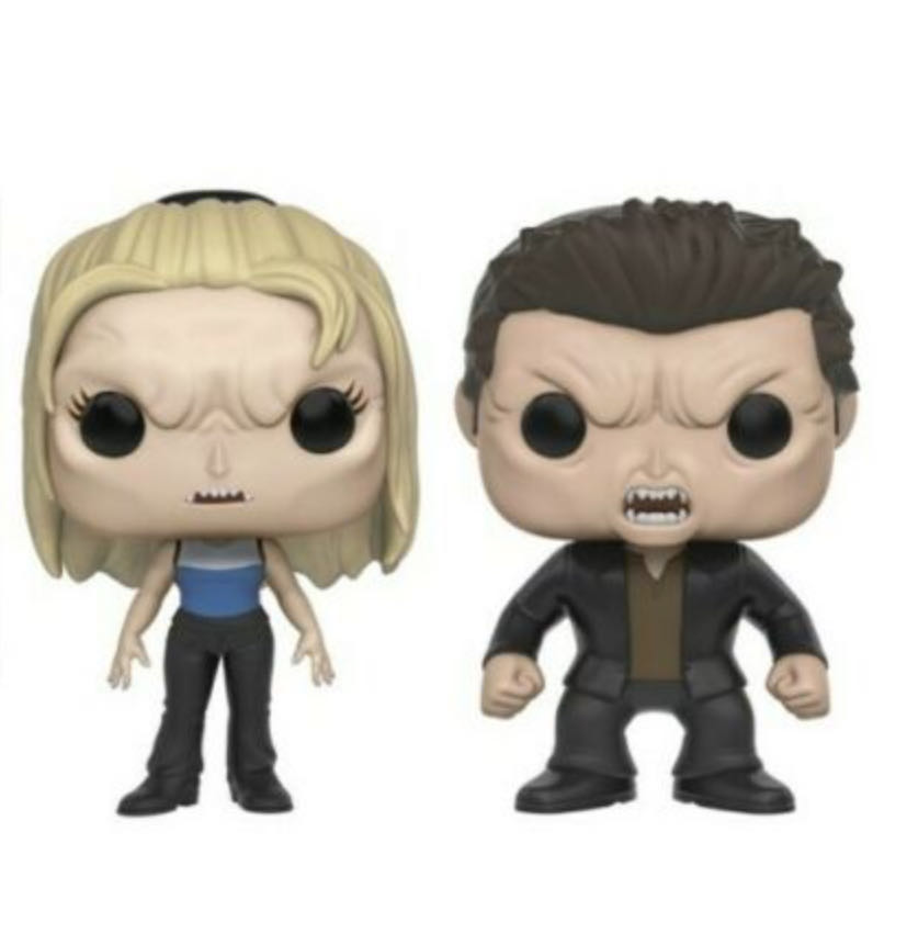 900 - Vampire Buffy & Angel - Buffy The Vampire Slayer vinyl figure collectible - Main Image 2