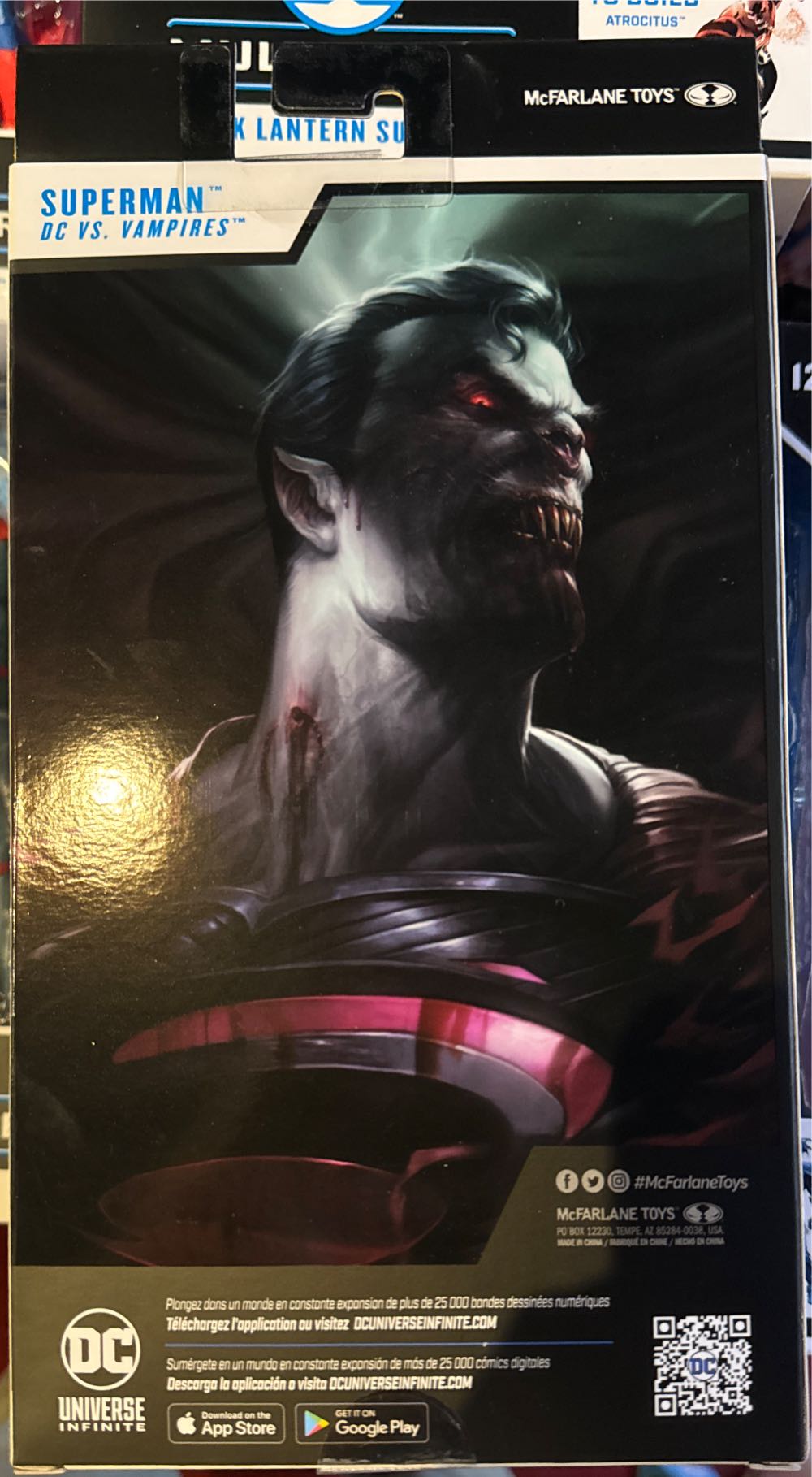 DC Multiverse DC vs Vampires: Superman  vinyl figure collectible [Barcode 787926170337] - Main Image 3