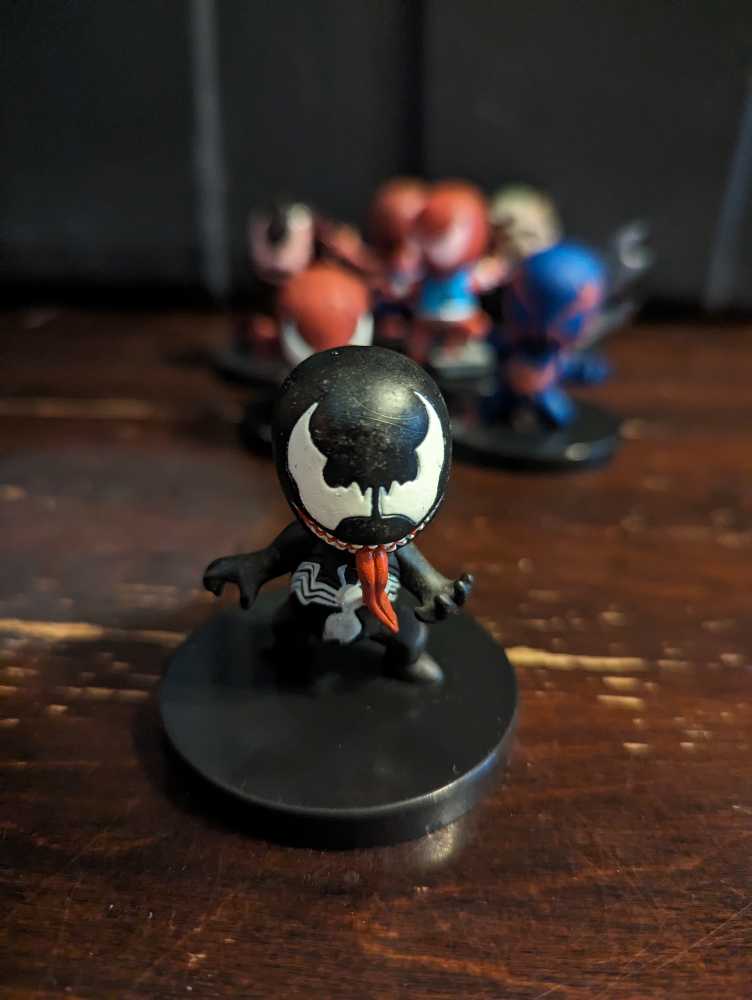 Venom Mini (Yujin)  vinyl figure collectible - Main Image 2