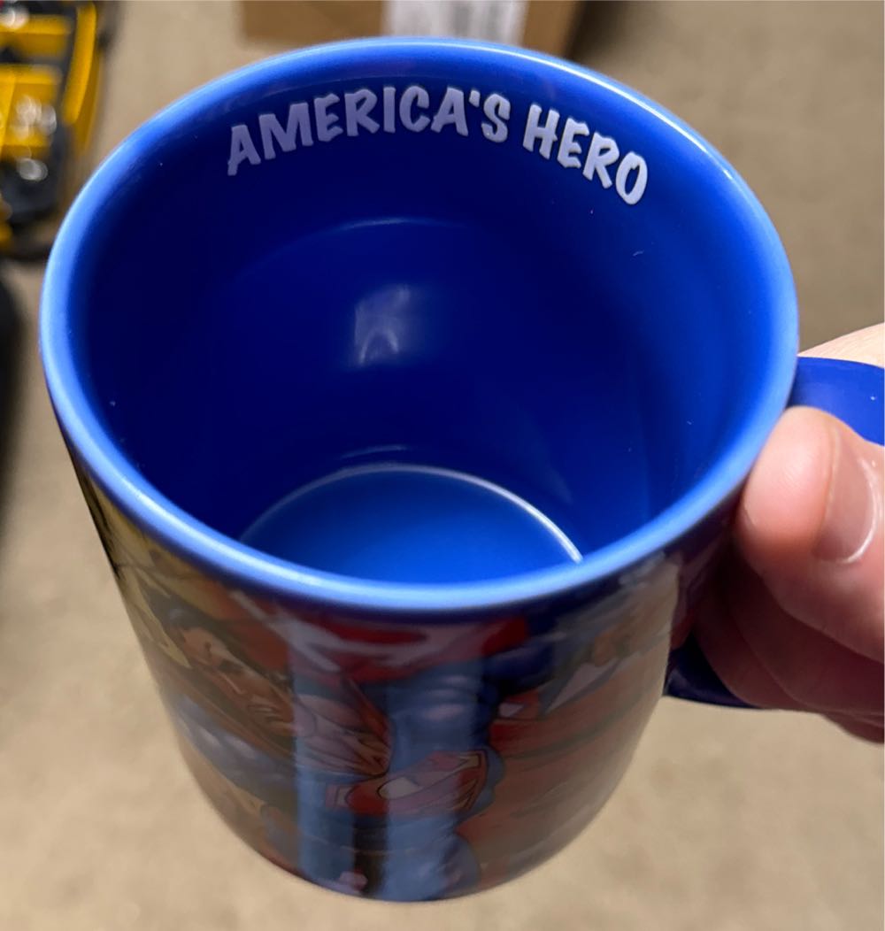 Coffee Cup Mug - Superman  vinyl figure collectible - Main Image 4